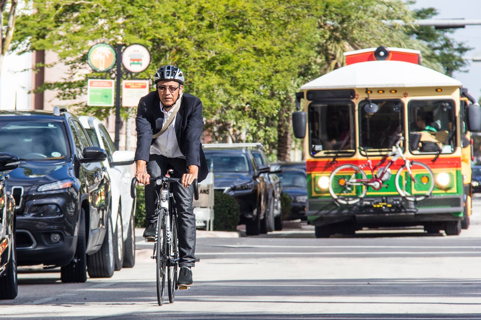 CARLESS IN MIAMI? IT’S POSSIBLE, AND THE CHALLENGE CAN HELP